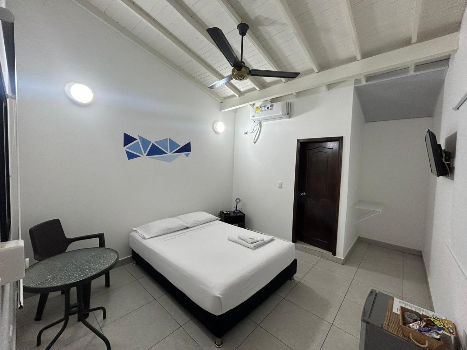 Hotel Puerto Azul Puerto Berrio Eksteriør billede