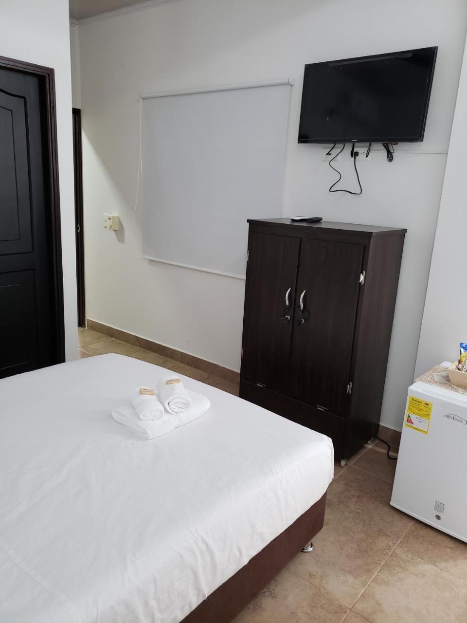 Hotel Puerto Azul Puerto Berrio Eksteriør billede